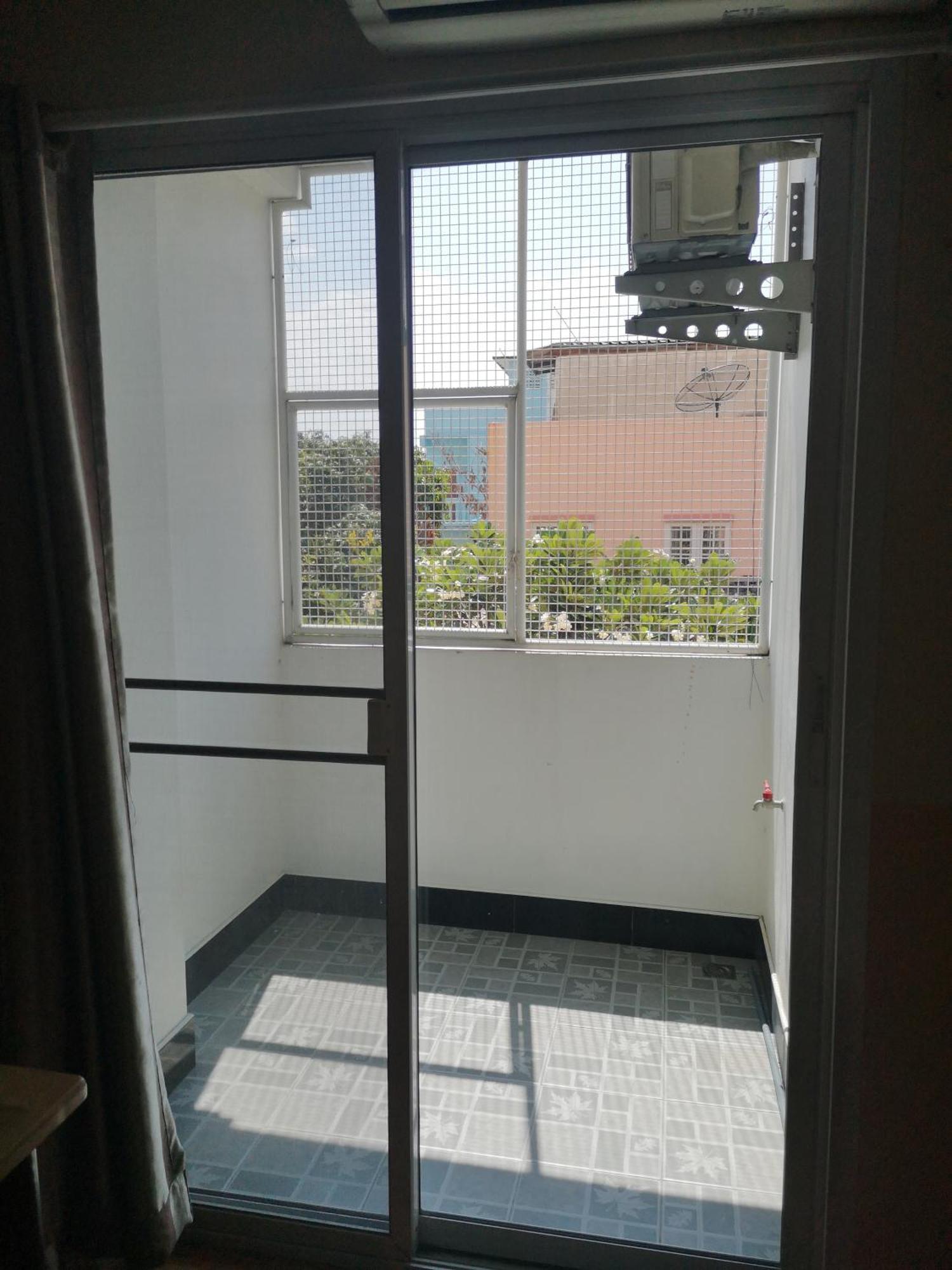 Sab Suwarn Mansion Hotel Suphan Buri Exterior foto